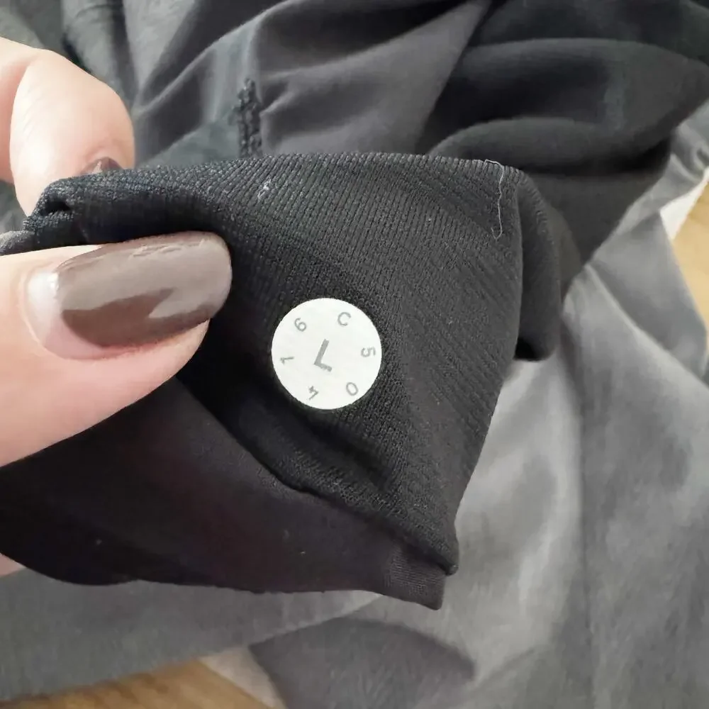 LULULEMON T.H.E. Short Linerless Twill Degrade Smokey Lead Large L